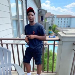 Meet your Posher, Hakim